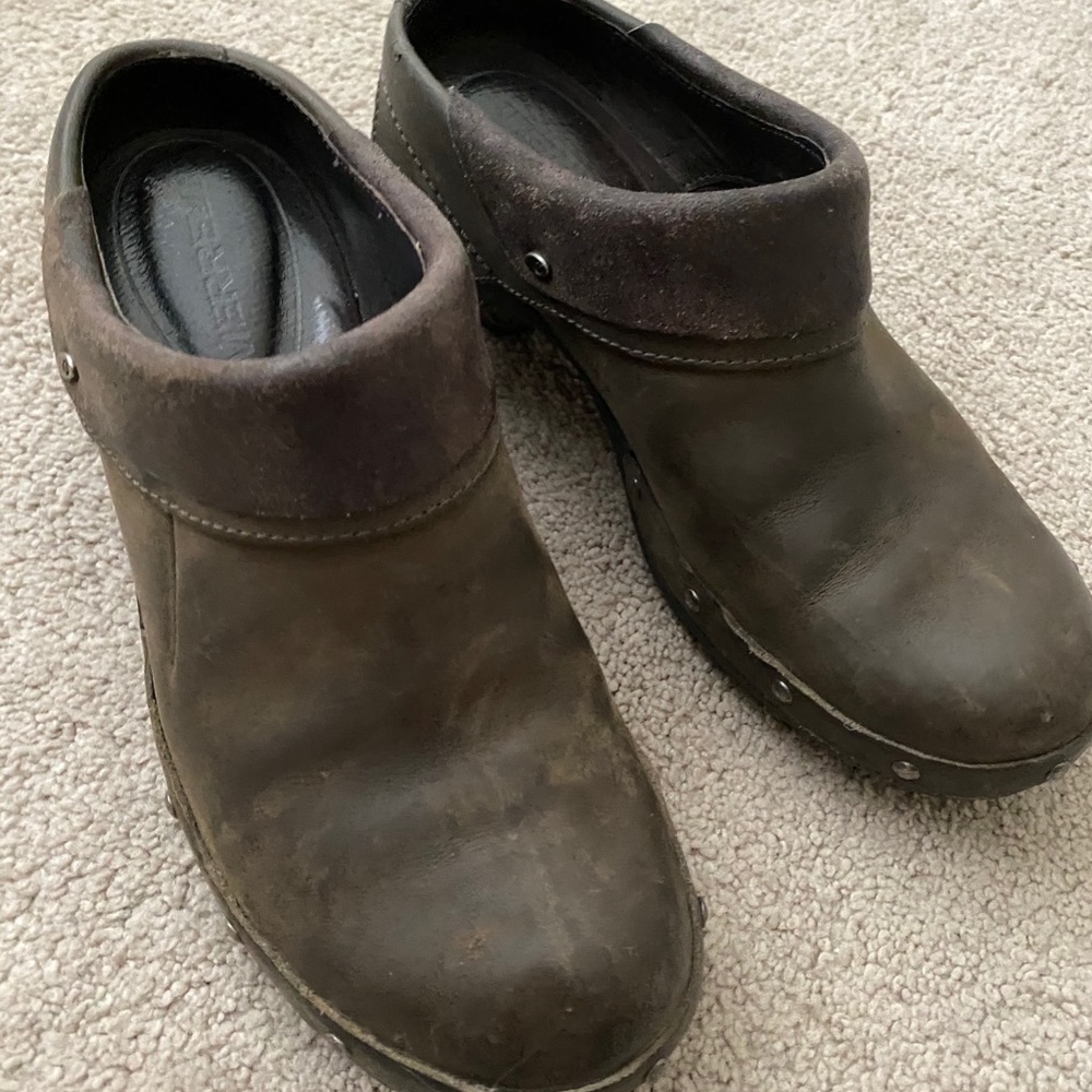 Merrel brown leather  booties